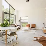 Luxe Recreatiebungalows Midden In Bosrijke Omgeving Noord-brabant Hébergement de vacances Waalre