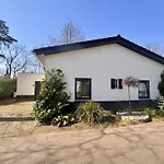 Luxe Recreatiebungalows Midden In Bosrijke Omgeving Noord-brabant *