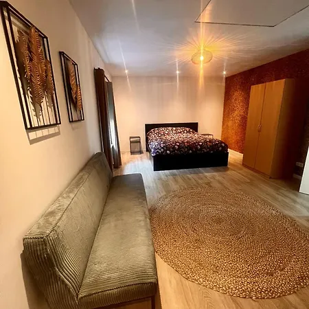 Luxe Recreatiewoningen Midden In Bosrijke Omgeving Waalre