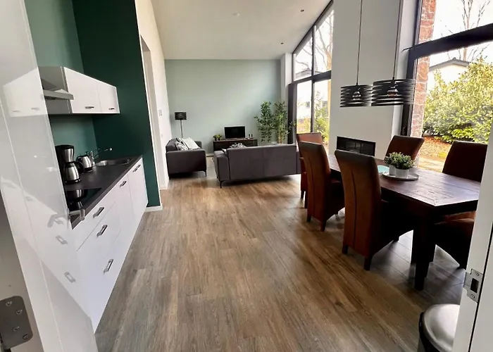 Luxe Recreatiewoningen Midden In Bosrijke Omgeving