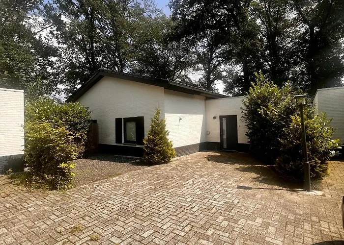 Luxe Recreatiewoningen Midden In Bosrijke Omgeving * Waalre